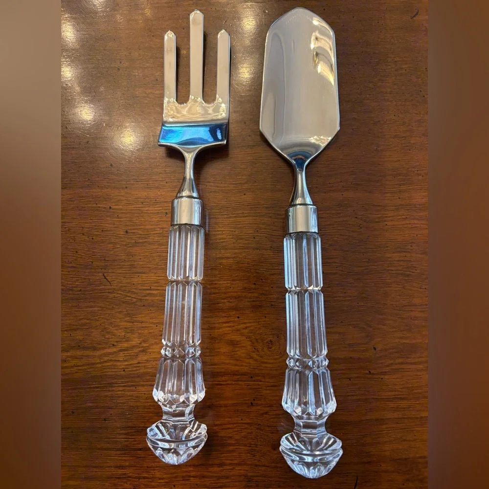 Elegant Silver and crystal handled serving Set